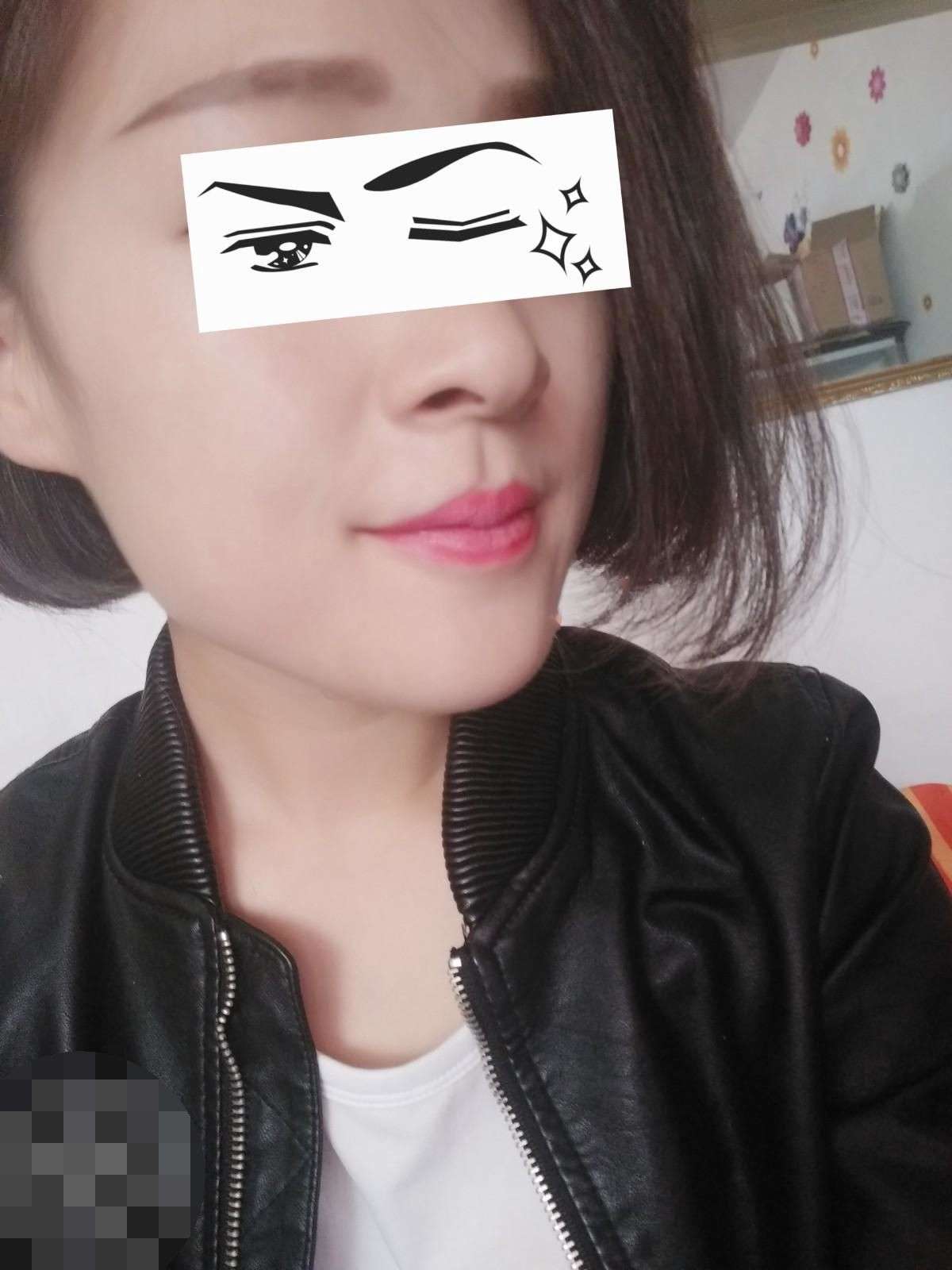 长期健身而来的大翘臀 Big buttocks from longterm fitness