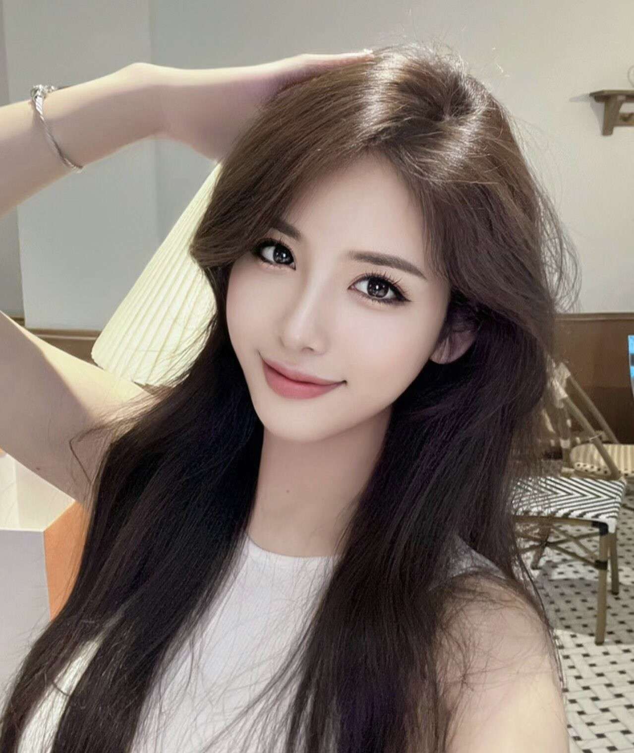 白领御姐 高跟黑丝包臀裙 Whitecollar queen highheeled black silk hip skirt