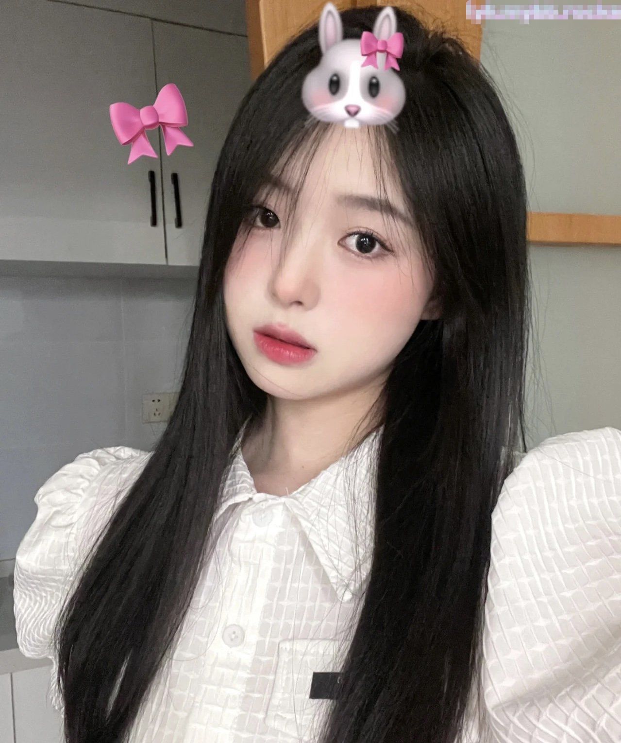 喜欢的人不仅要放在心上 还得放在床上 The person you like should not only be kept in your heart, but also put on your bed