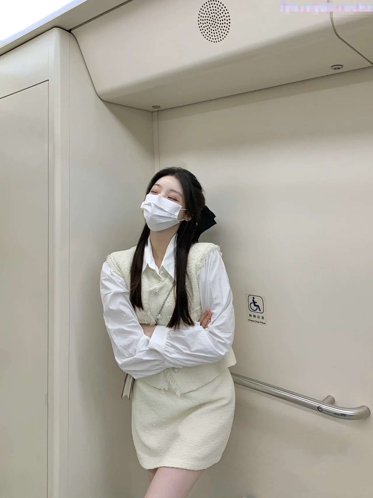 黑丝和内裤都来不及脱，撕碎大jb直填满肉穴 There was no time to take off the black stockings and underwear, and the big jb was torn to fill the vagina directly