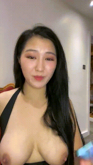 精彩动态图  国内裸替演员【沈樵】裸舞挑逗，屄脸同框道具自慰高潮 Wonderf