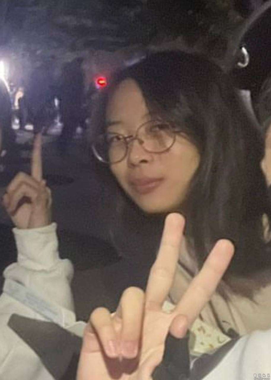 反差露脸大学生骚母狗 Contrast exposure of college student&rsquo;s slutty bitch