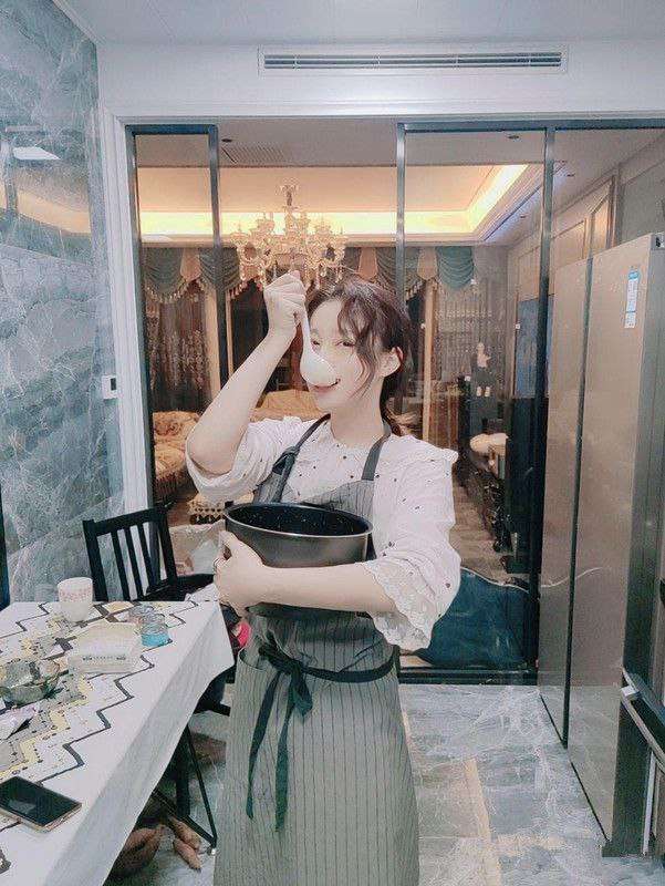 泄密95后颜值女友 Leaked secrets about the goodlooking girlfriend born in 1995