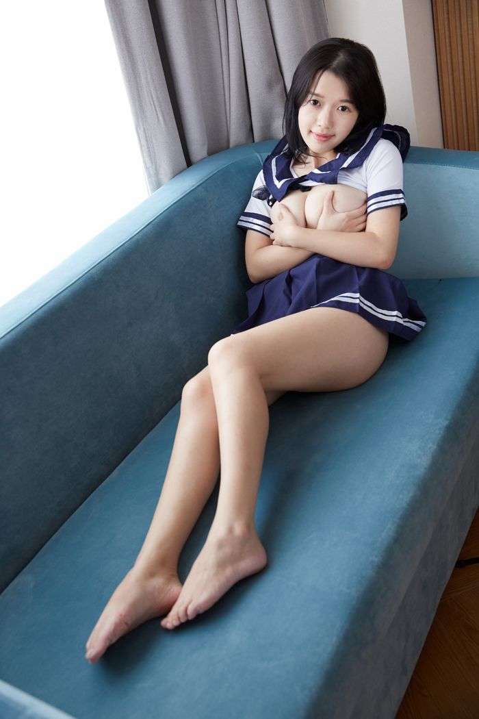 少女的午后诱惑 The girl's afternoon temptation