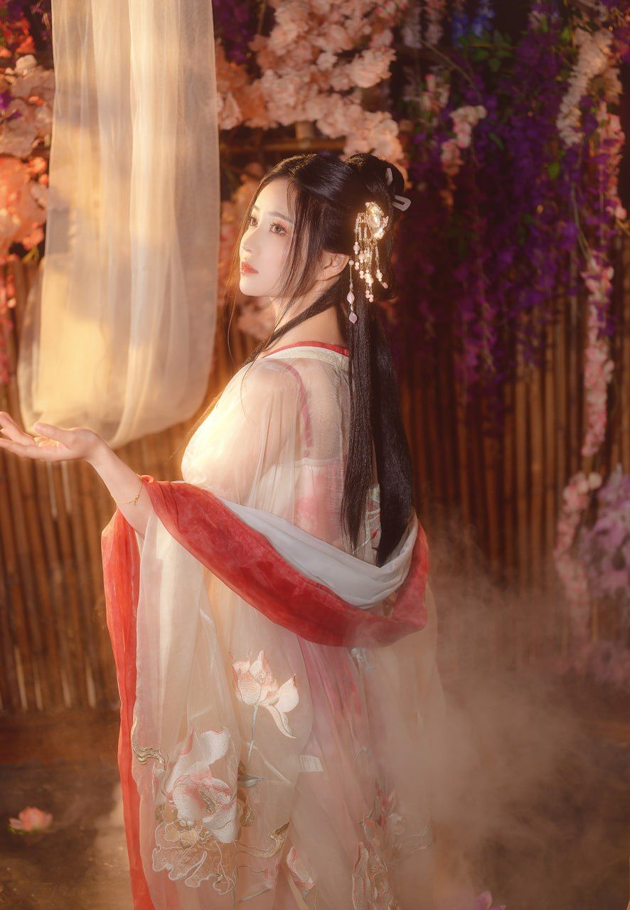 梦醉瑶：绝色佳人，轻纱遮不住的春光，汉服下的曼妙身姿，古风写真，高清壁纸 Men