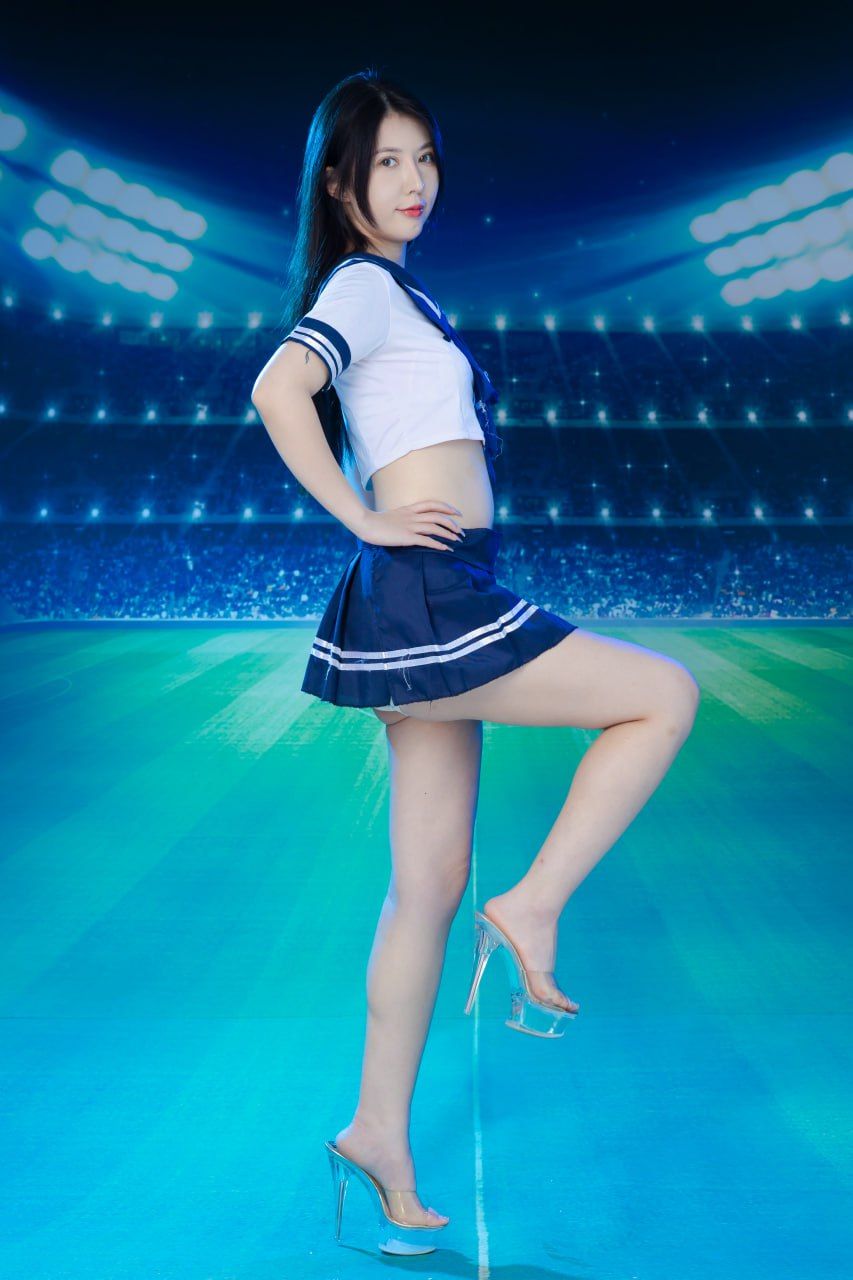 国模莱寇大尺度写真（1） Largescale photo of Chinese